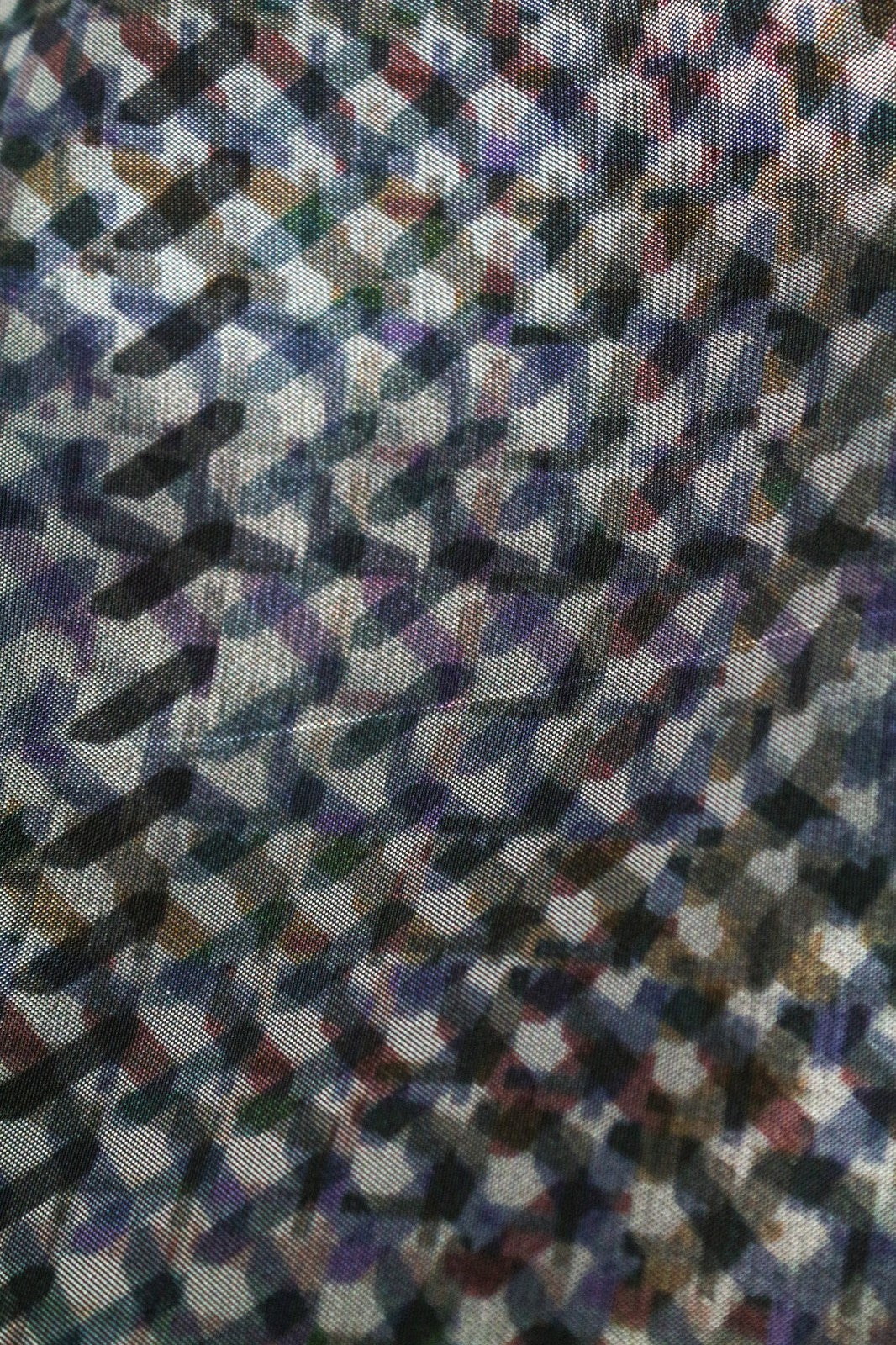 EMPORIO ARMANI moteriškas IT44/UK12 pilkas klostuotas burbulinis mini sijonas su pamušalu ir raštuotu raštu 