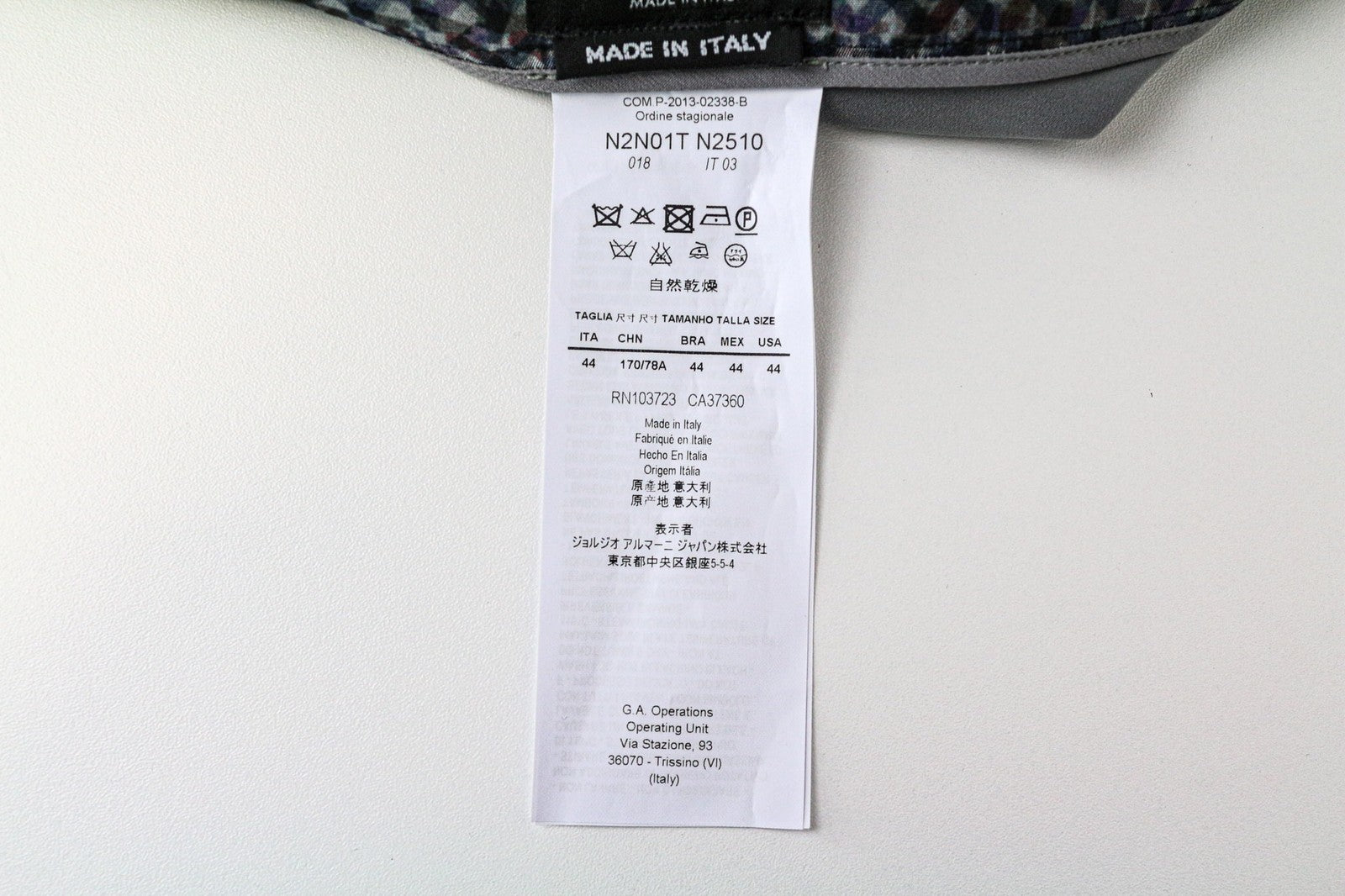 EMPORIO ARMANI moteriškas IT44/UK12 pilkas klostuotas burbulinis mini sijonas su pamušalu ir raštuotu raštu 