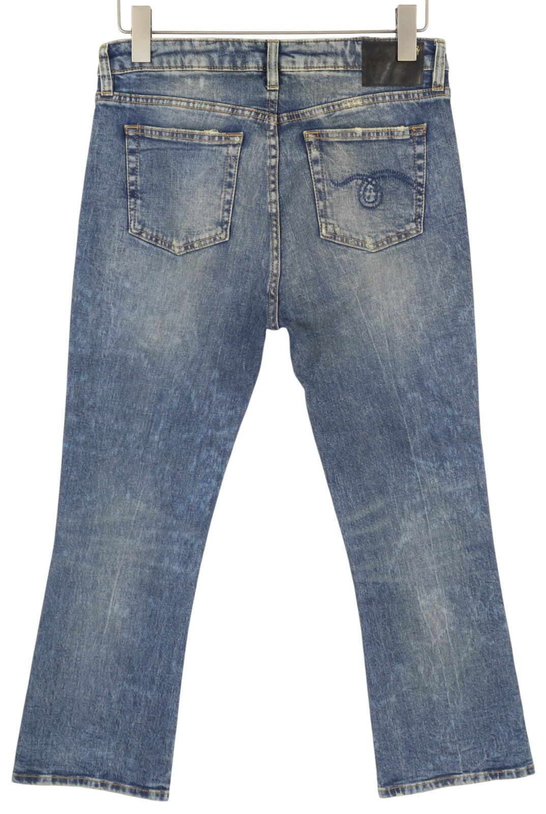 R13 Kick Fit moteriški džinsai 29 Kelly tamprūs, išblukimo efekto, trumpinti ūsai, rekomenduojama kaina – 699 € 