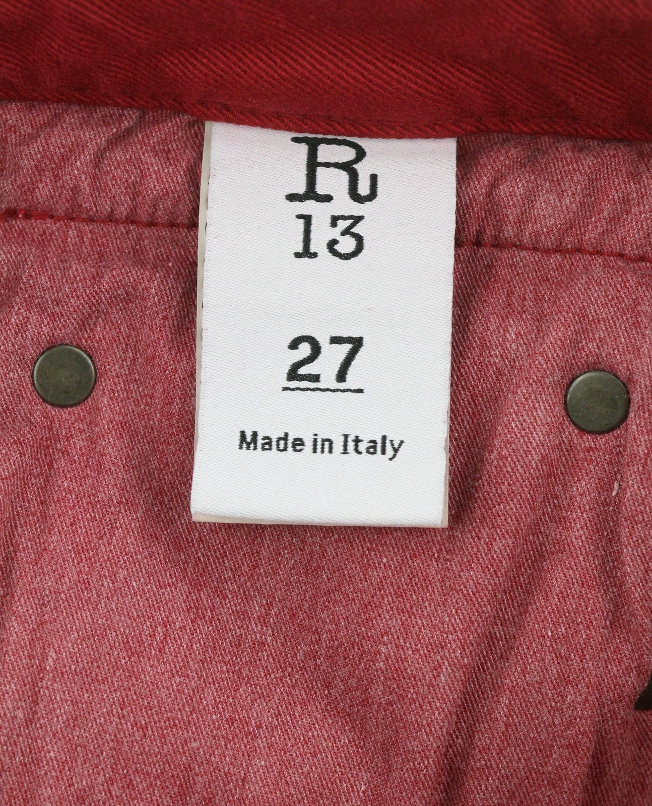 R13 berniukiški tiesūs moteriški džinsai 27 ryškiai raudoni, tamprūs, trumpinti iki kulkšnių, su užtrauktuku. 