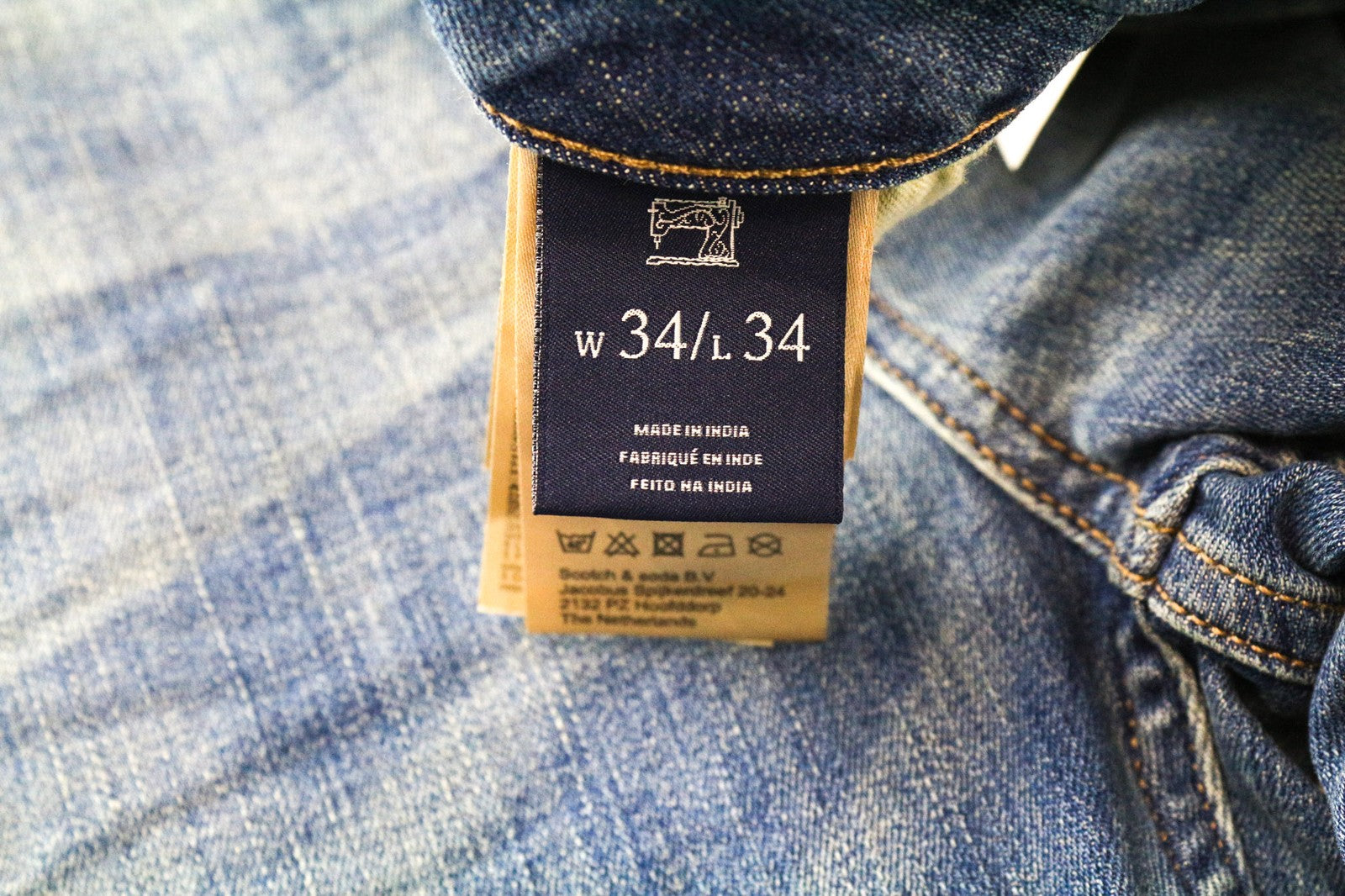 SCOTCH &amp; SODA Skim vyriški W34/L34 mėlyni aptempti tamprūs džinsai su užtrauktuku ir išblukusia juostele 