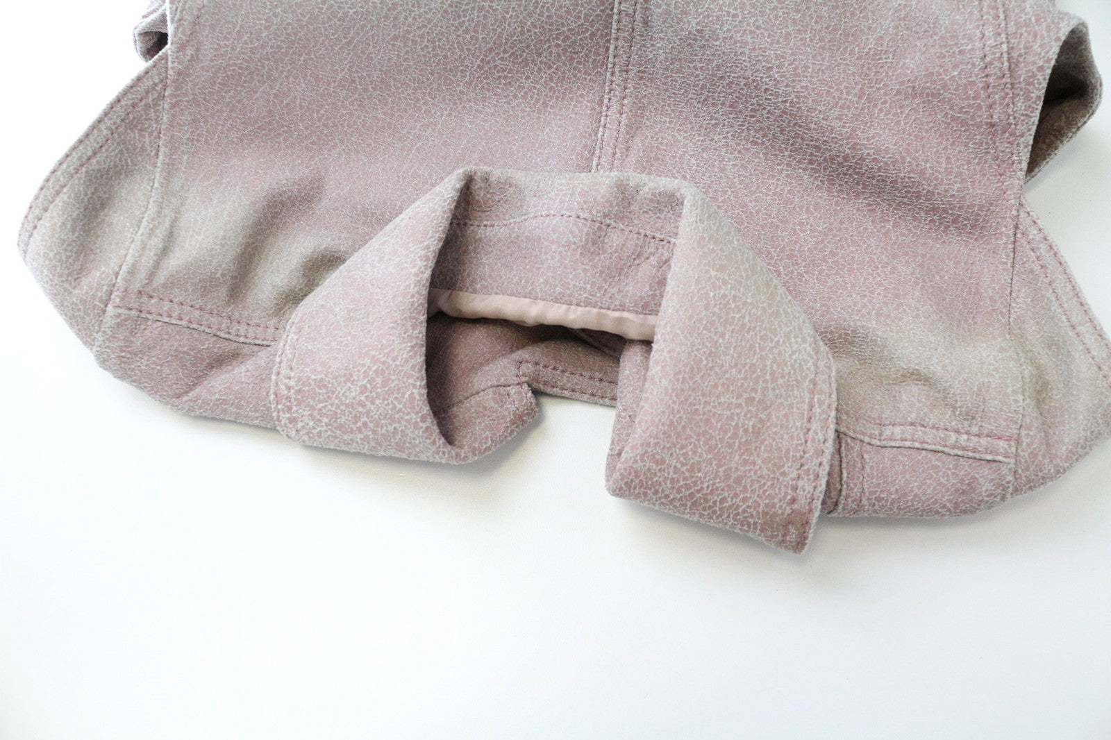 DIESEL moteriška XS dydžio rožinė berankovė avikailio odinė liemenė su diržu juosmenyje 