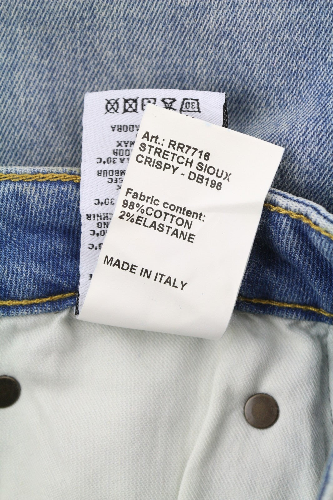 R13 Kick Fit moteriški džinsai 28 Jasper tamprūs, skalbti, išblukę, trumpinti iki kulkšnių. 