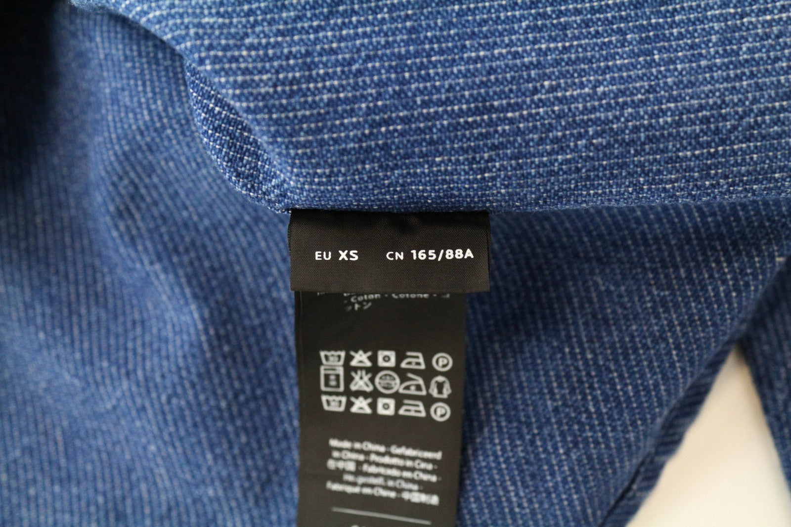 DENHAM Ellis vyriški marškinėliai XS dydžio mėlyni taškuoti medvilniniai raštuoti džinso stiliaus laisvalaikio stiliaus marškinėliai 