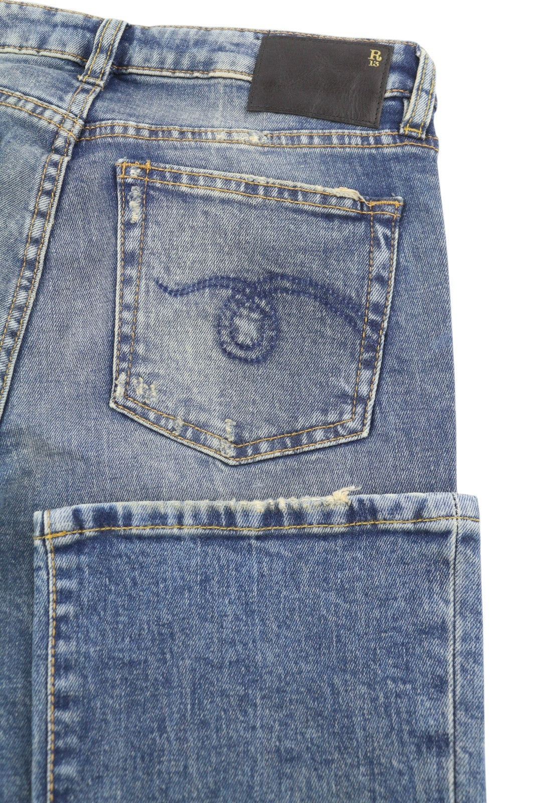 R13 Kick Fit moteriški džinsai, 26 Kelly tamprūs, skalbti, išblukę, iki kulkšnių, rekomenduojama kaina – 699 € 