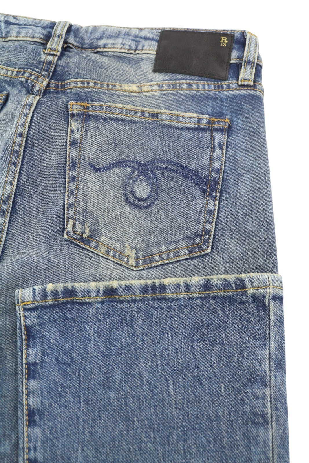 R13 Kick Fit moteriški džinsai, 28 Kelly tamprūs, skalbti, išblukę, iki kulkšnių, rekomenduojama kaina – 699 € 