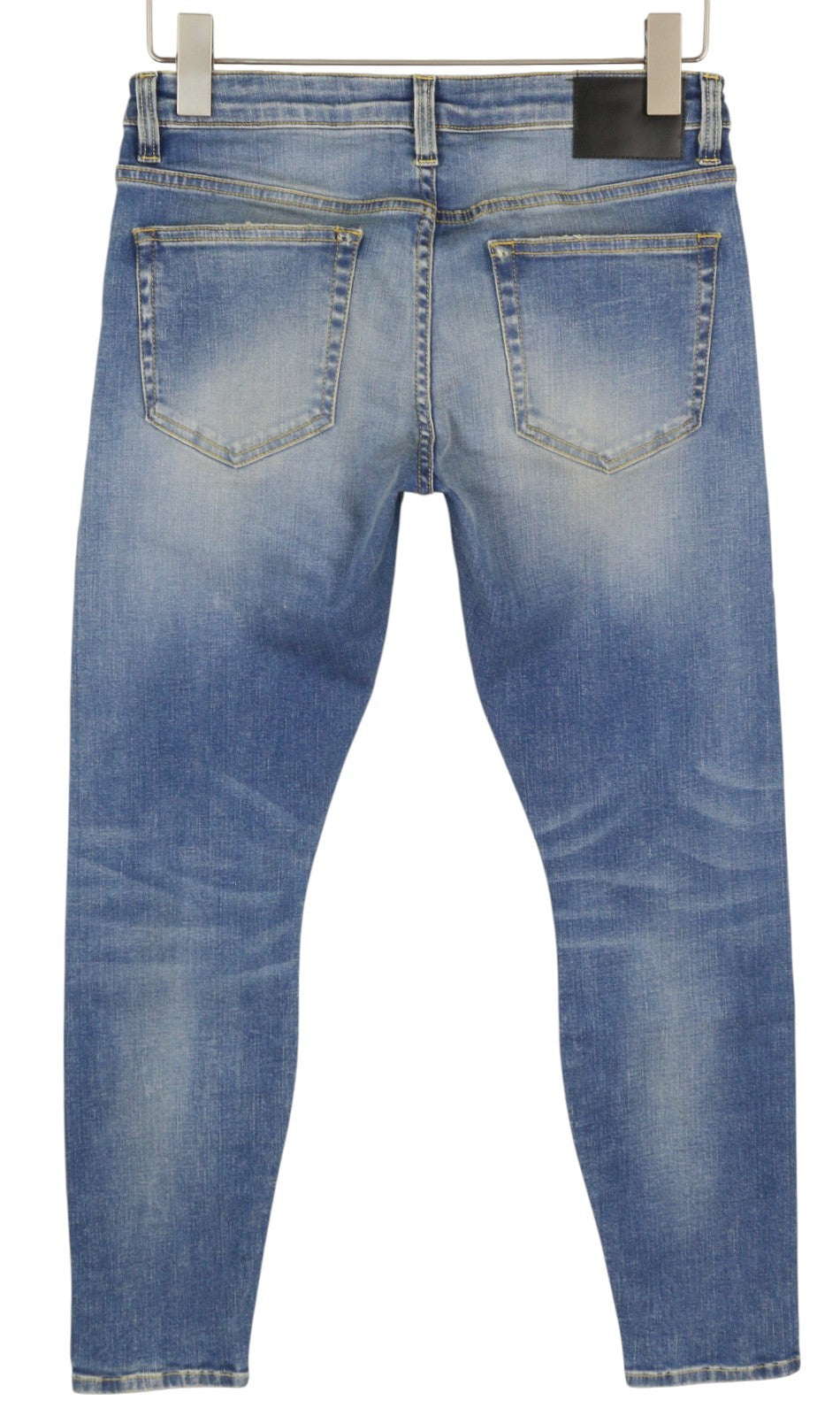 R13 berniukiškos aptemptos moteriškos džinsinės kelnės, 27, mėlynos, skalbtos, išblukusios, trumpintos iki kulkšnių. 