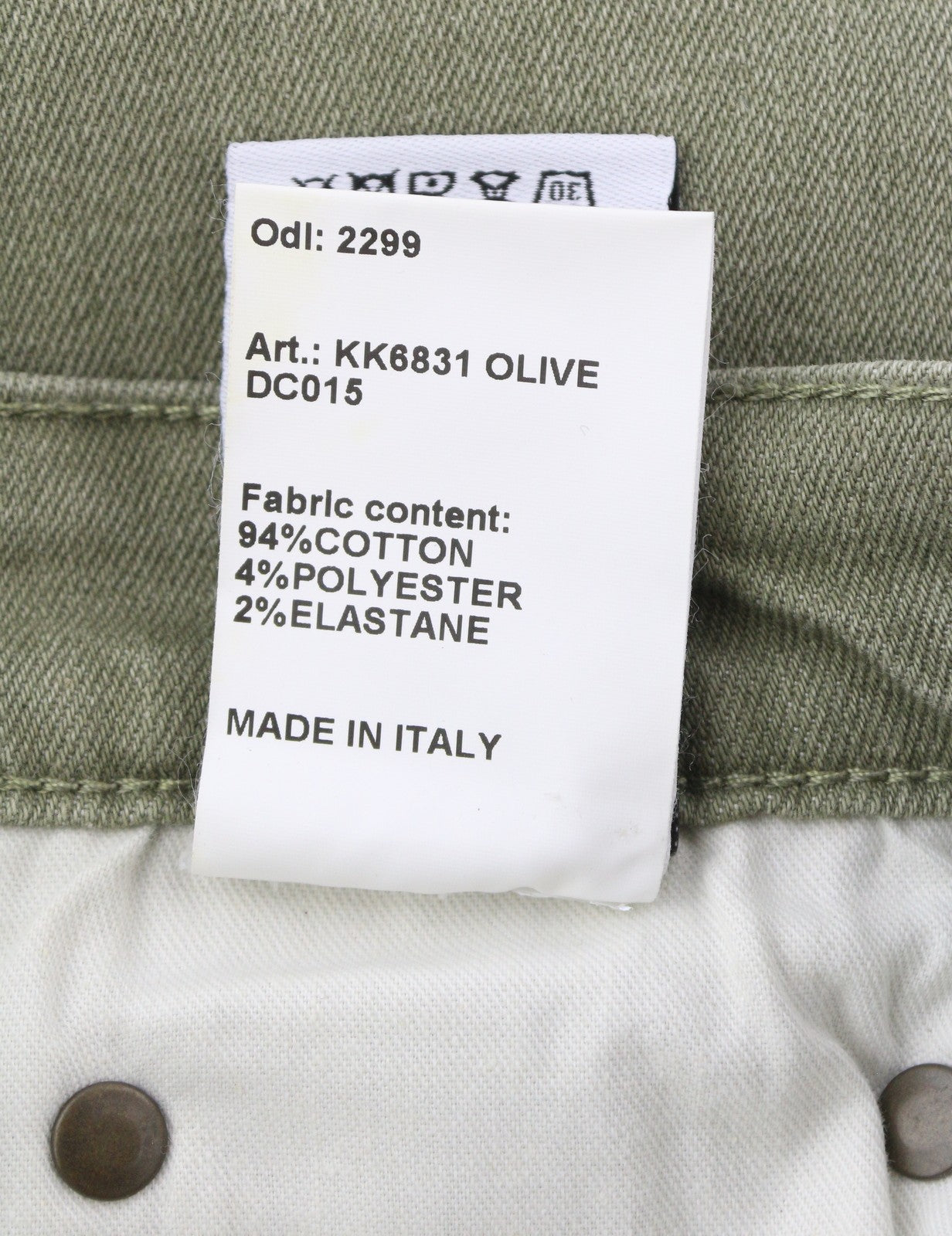 R13 Jane moteriški džinsai, 25, alyvuogių žali, tamprūs, laisvi, tiesūs, aukštu juosmeniu, rekomenduojama kaina – 699 € 