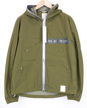 REPLAY vyriška striukė L žalia, su gobtuvu, medvilniniu užtrauktuku ir vėjui nepralaidi striukė su klijuotomis siūlėmis 