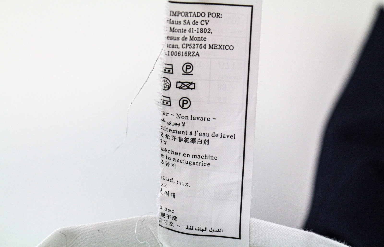 SUITSUPPLY Men's Trousers 44 Blue Checked Pattern Pleated Front Wool Formal