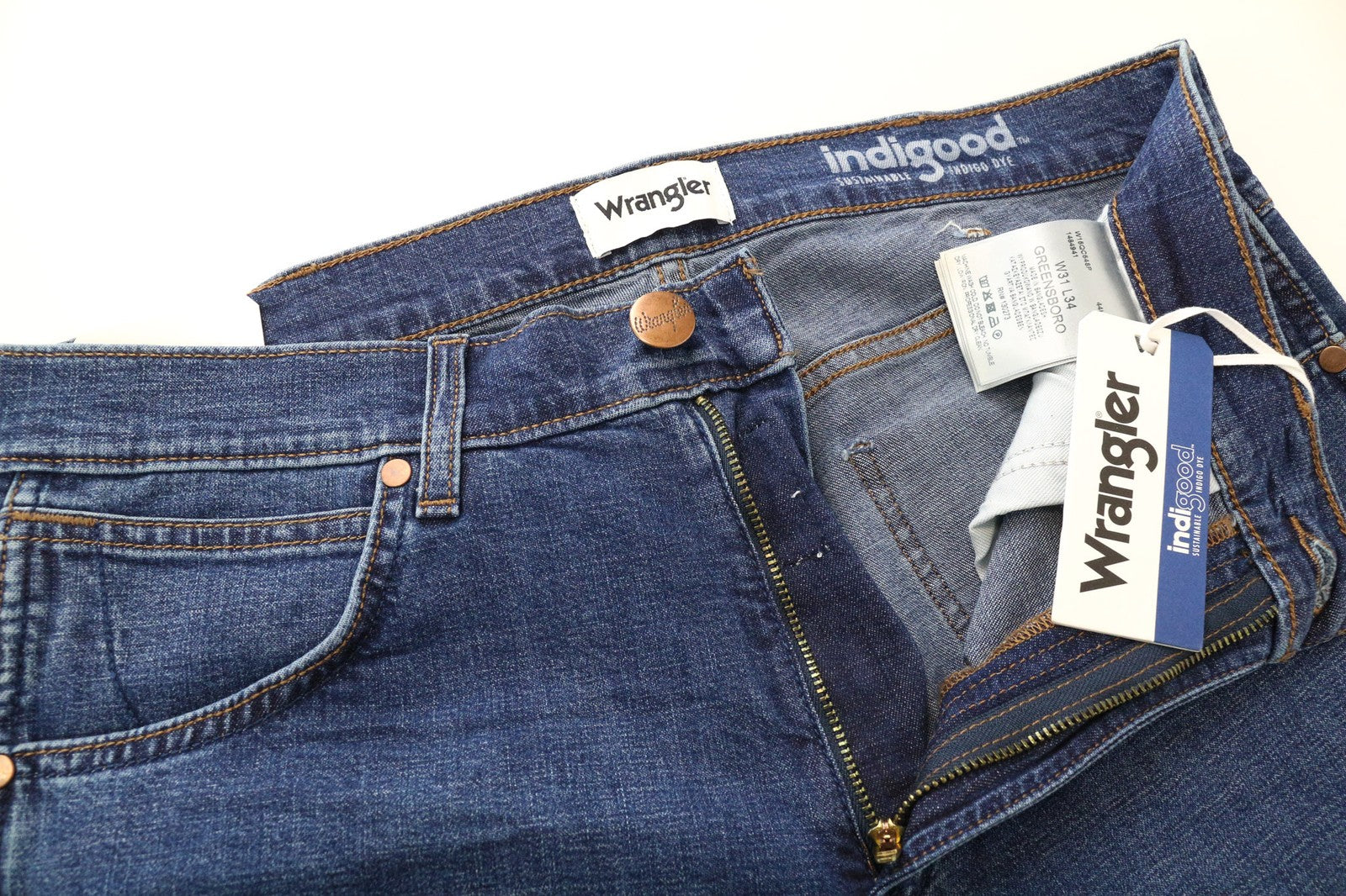 WRANGLER Greensboro vyriški džinsai W31/L34 tiesaus kirpimo, mėlyni, skalbto medvilninio džinso spalvos. 