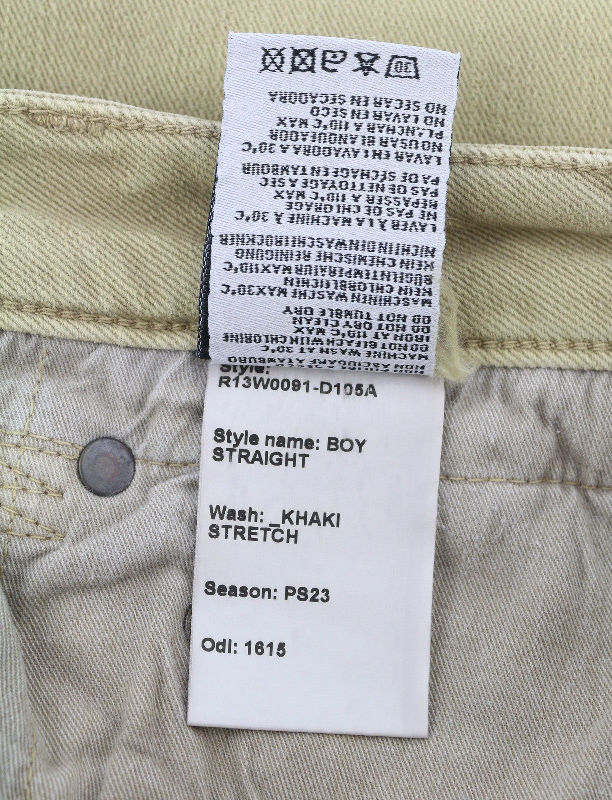 R13 berniukiški tiesūs moteriški džinsai, 31 chaki spalvos, tamprūs, išblukę, trumpinti iki kulkšnių, rekomenduojama kaina – 699 € 