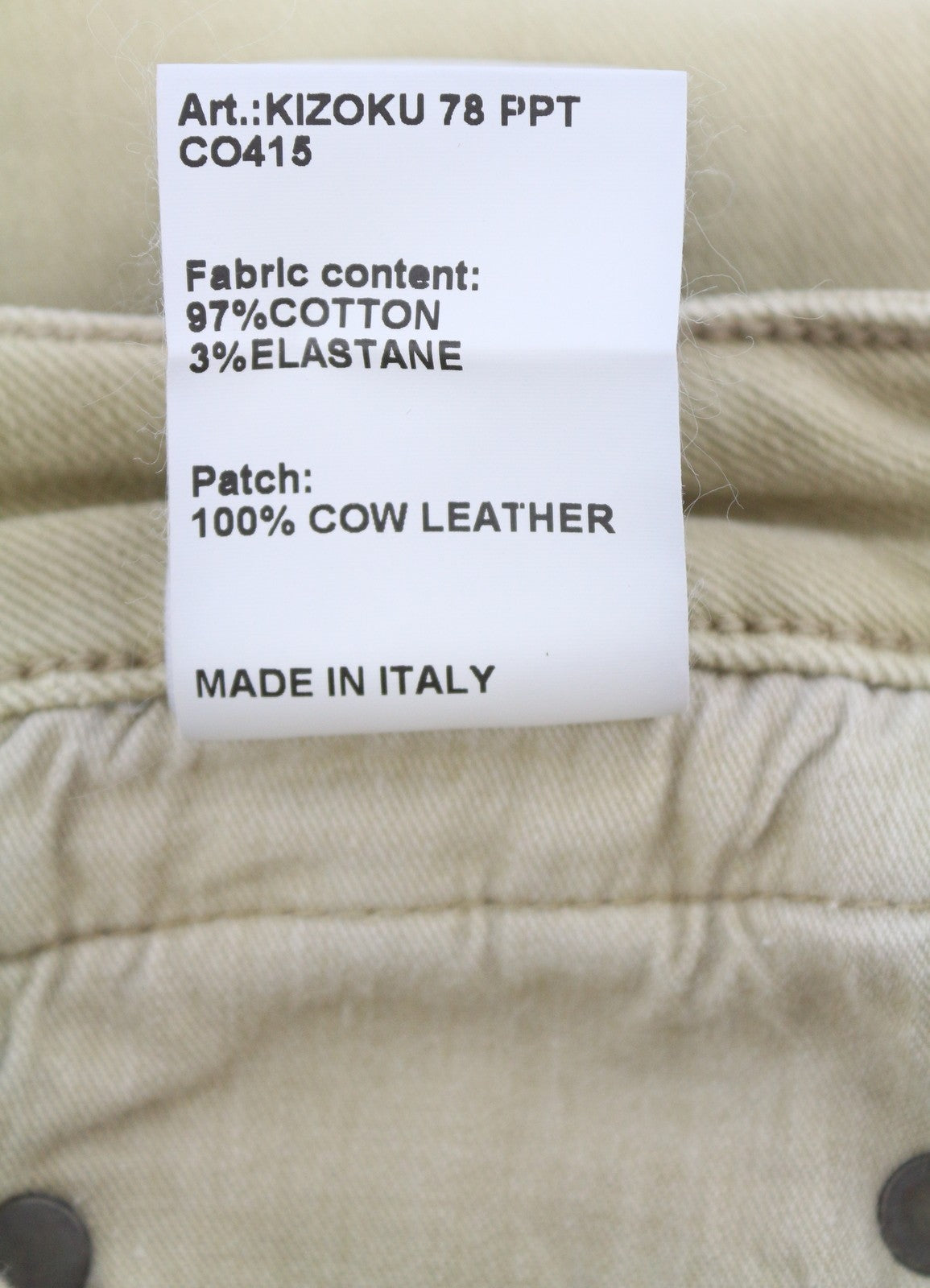 R13 berniukiški tiesūs moteriški džinsai, 25 chaki spalvos, tamprūs, išblukę, trumpi, iki kulkšnių, rekomenduojama kaina – 699 € 