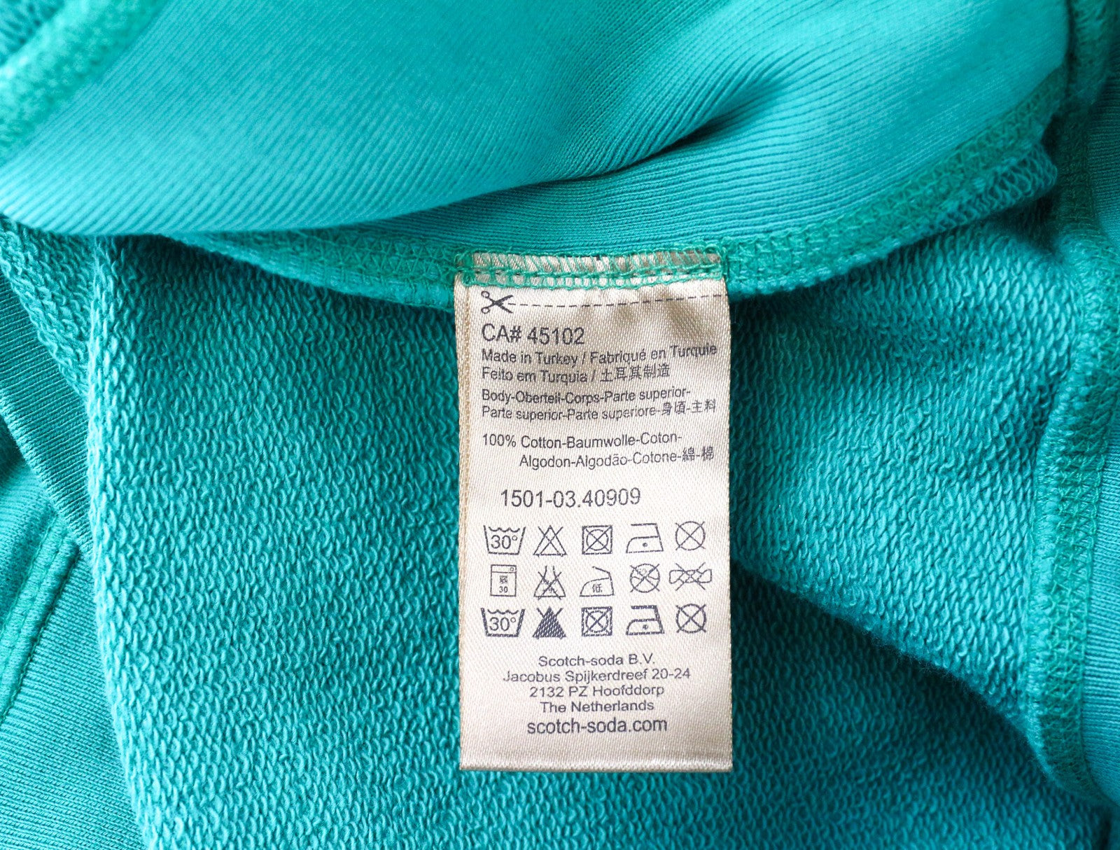 SCOTCH &amp; SODA vyriškas džemperis su žaliu apvalia kaklo iškirpte ir grafiniu raštu, flisinis audinys 