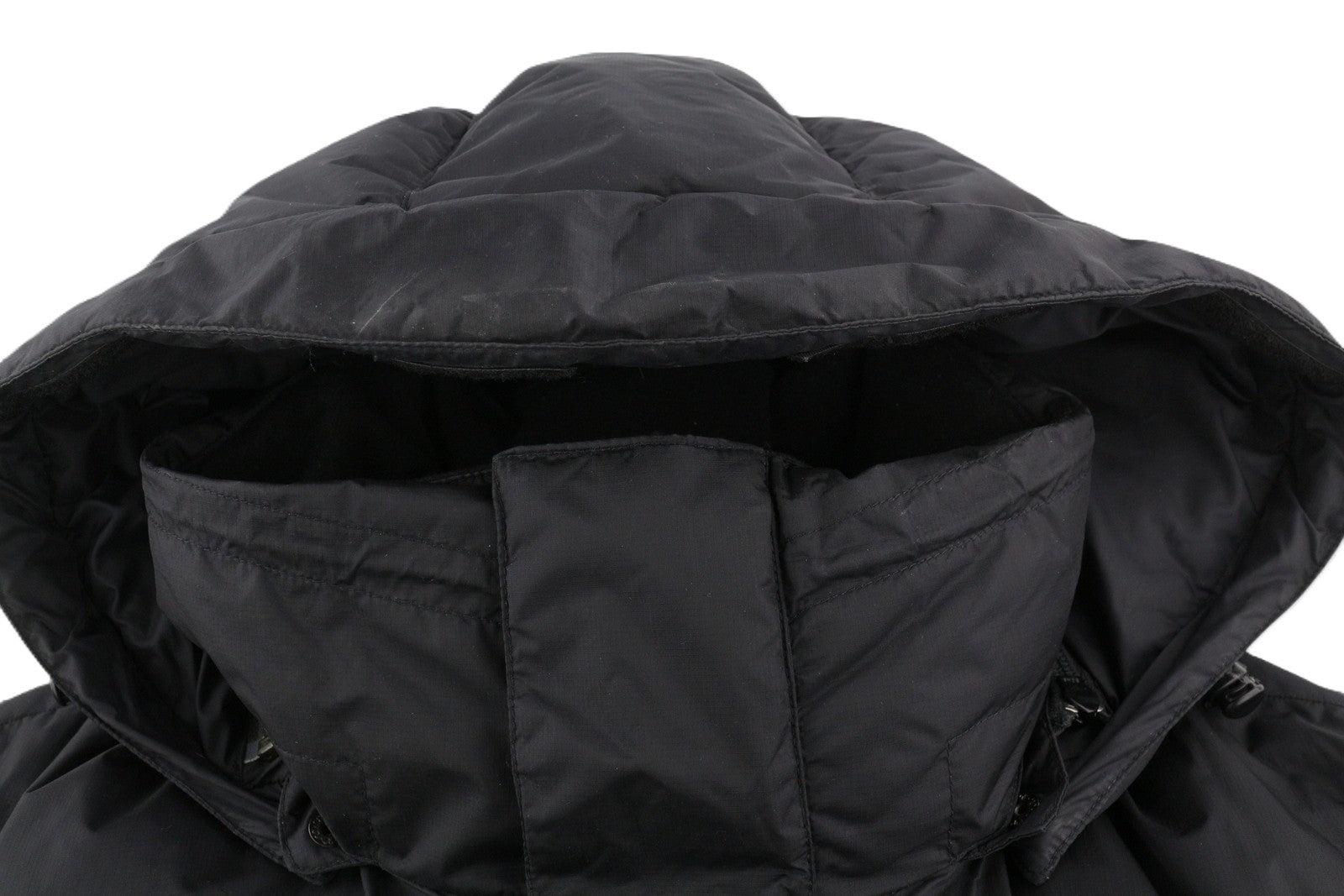 BERGANS OF NORWAY 5331 pūkinė parka vyriška striukė XL, juoda, su gobtuvu, dygsniuota, kompresinė 