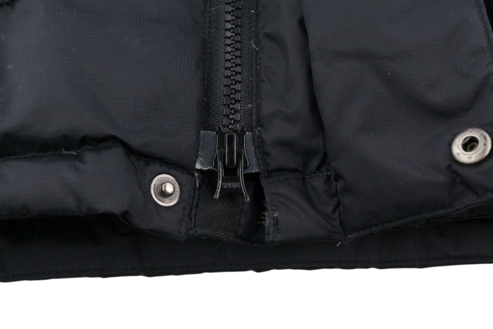 BERGANS OF NORWAY 5331 pūkinė parka vyriška striukė XL, juoda, su gobtuvu, dygsniuota, kompresinė 