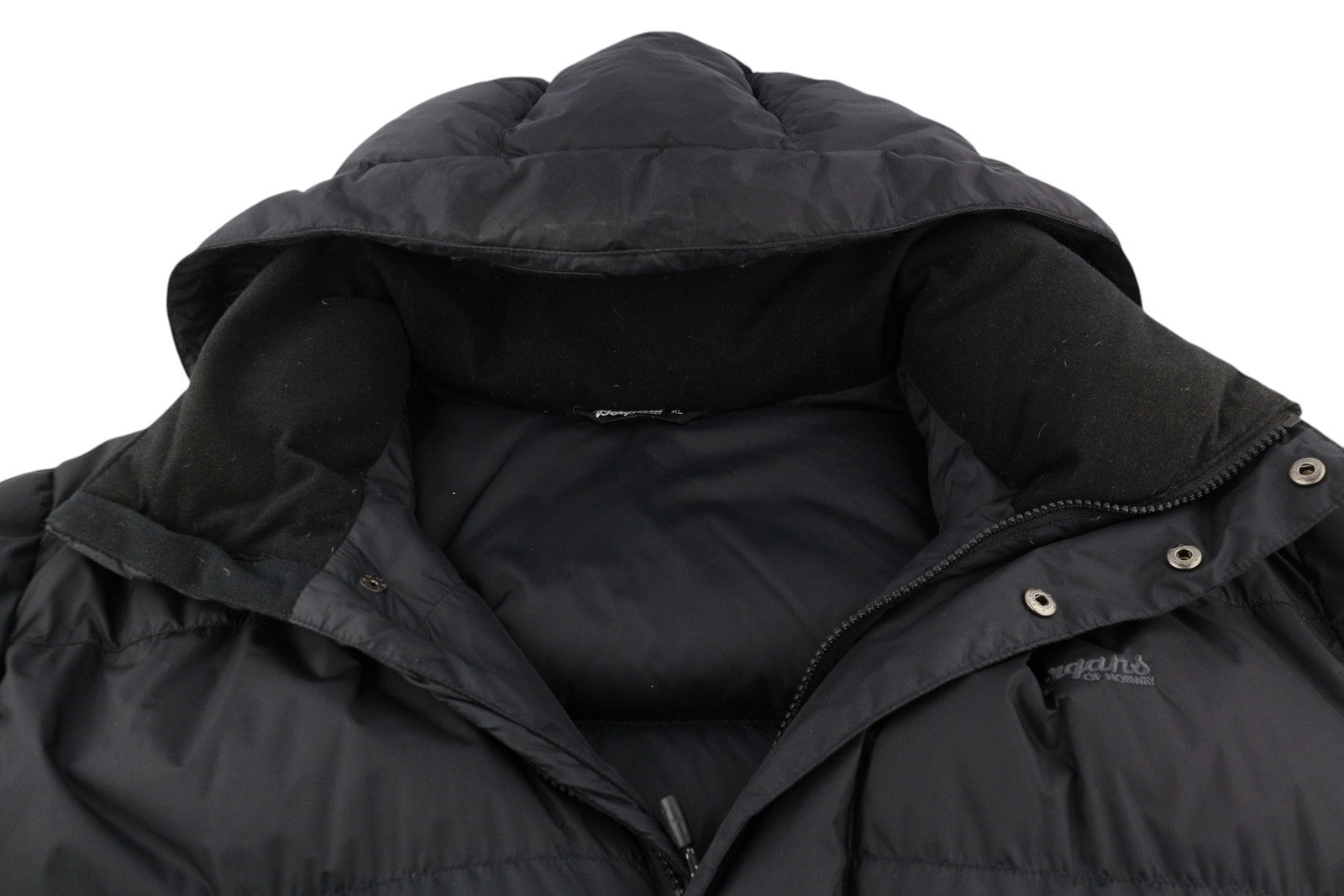 BERGANS OF NORWAY 5331 pūkinė parka vyriška striukė XL, juoda, su gobtuvu, dygsniuota, kompresinė 