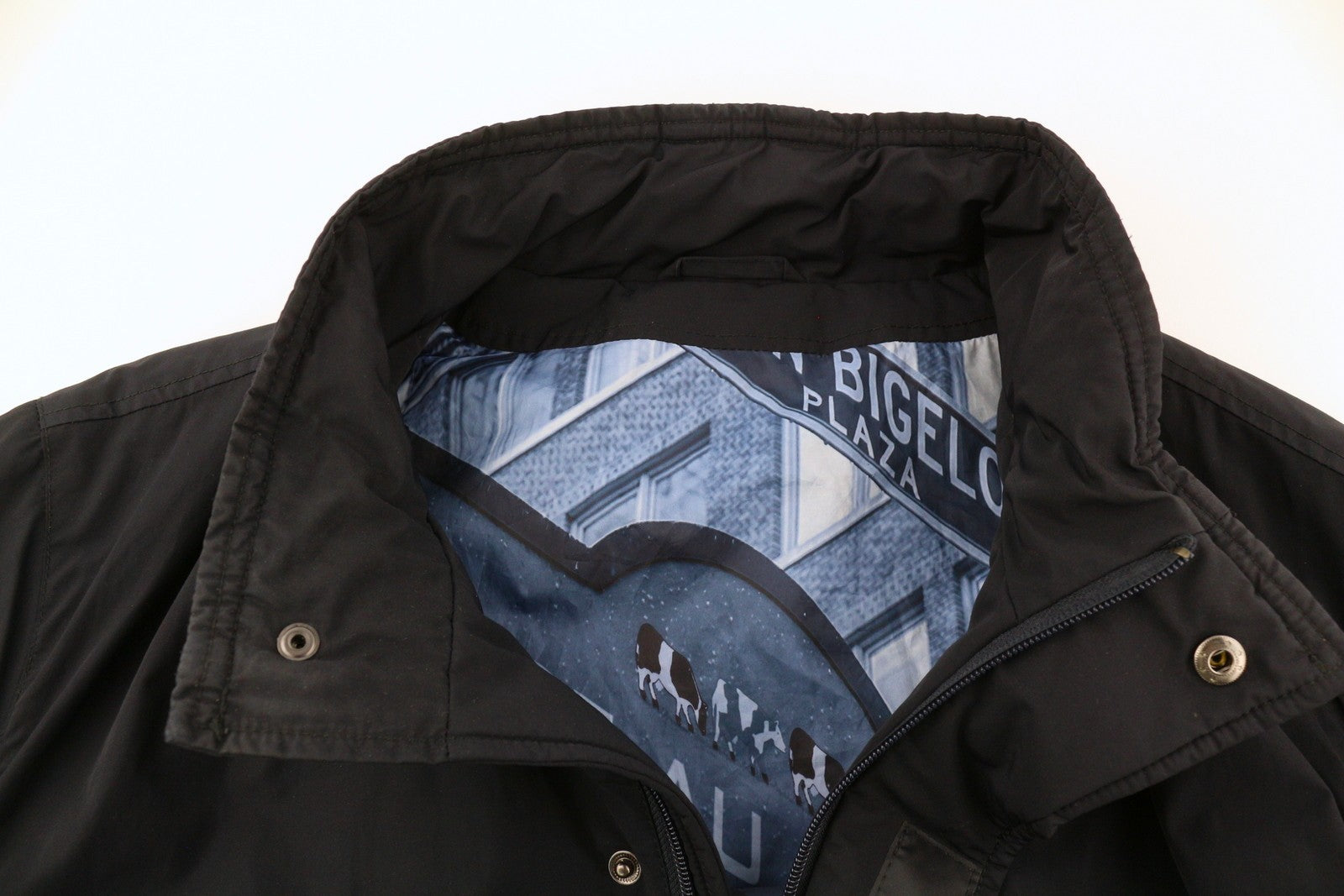 MISE AU GREEN Vyriška striukė L Juoda Pilnu Užtrauktuku Aukšta Apykakle Šiltinta Pamušalu Vidutinio Ilgio 