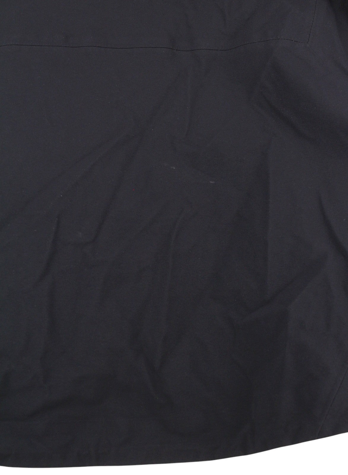 THE NORTH FACE vyriška striukė L, juoda, vandeniui atspari, vėjui atspari Gore-Tex Pro, rekomenduojama kaina – 449 € 