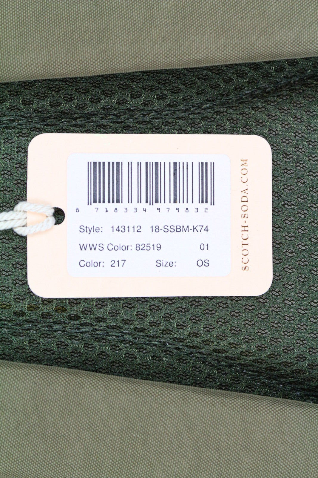 SCOTCH SHRUNK berniukiška kuprinė su žaliu delnų raštu ir reguliuojamais dirželiais 