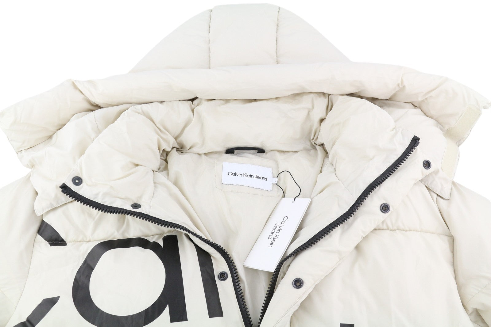 CALVIN KLEIN Bold Disrupted Logo vyriška striukė L, balta, izoliuota, dygsniuota, RRP 365 € 