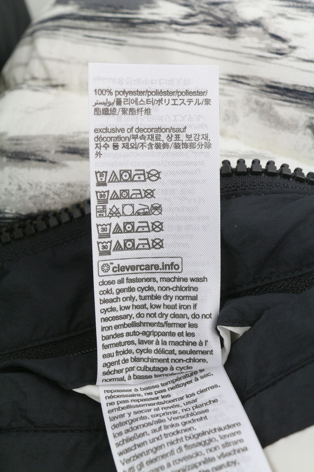 CALVIN KLEIN gofruotas nailoninis spalvotas dygsniuotas vyriškas švarkas, 2XL, raštuotas, RRP 325 € 