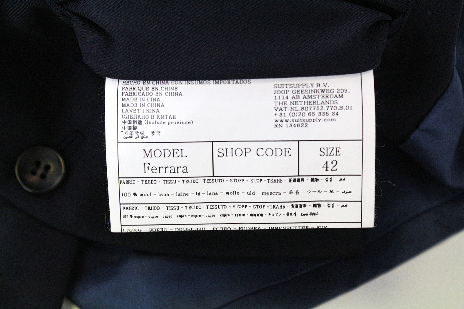 SUITSUPPLY Ferrara vyriška liemenė UK32R grynos vilnos tamsiai mėlyna V formos iškirpte kostiumo liemenė 