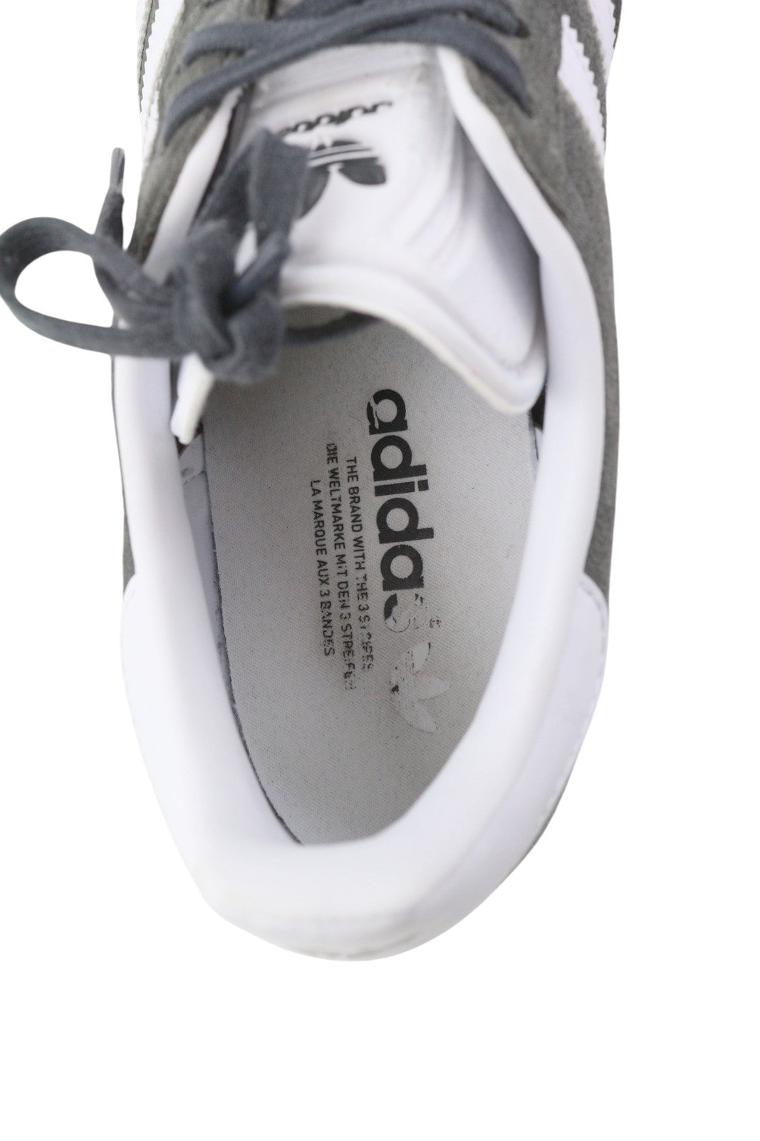 ADIDAS Gazelle vyriški sportbačiai, 43,5 dydžio, pilki, zomšiniai, odiniai, žemapadžiai, suvarstomi. 