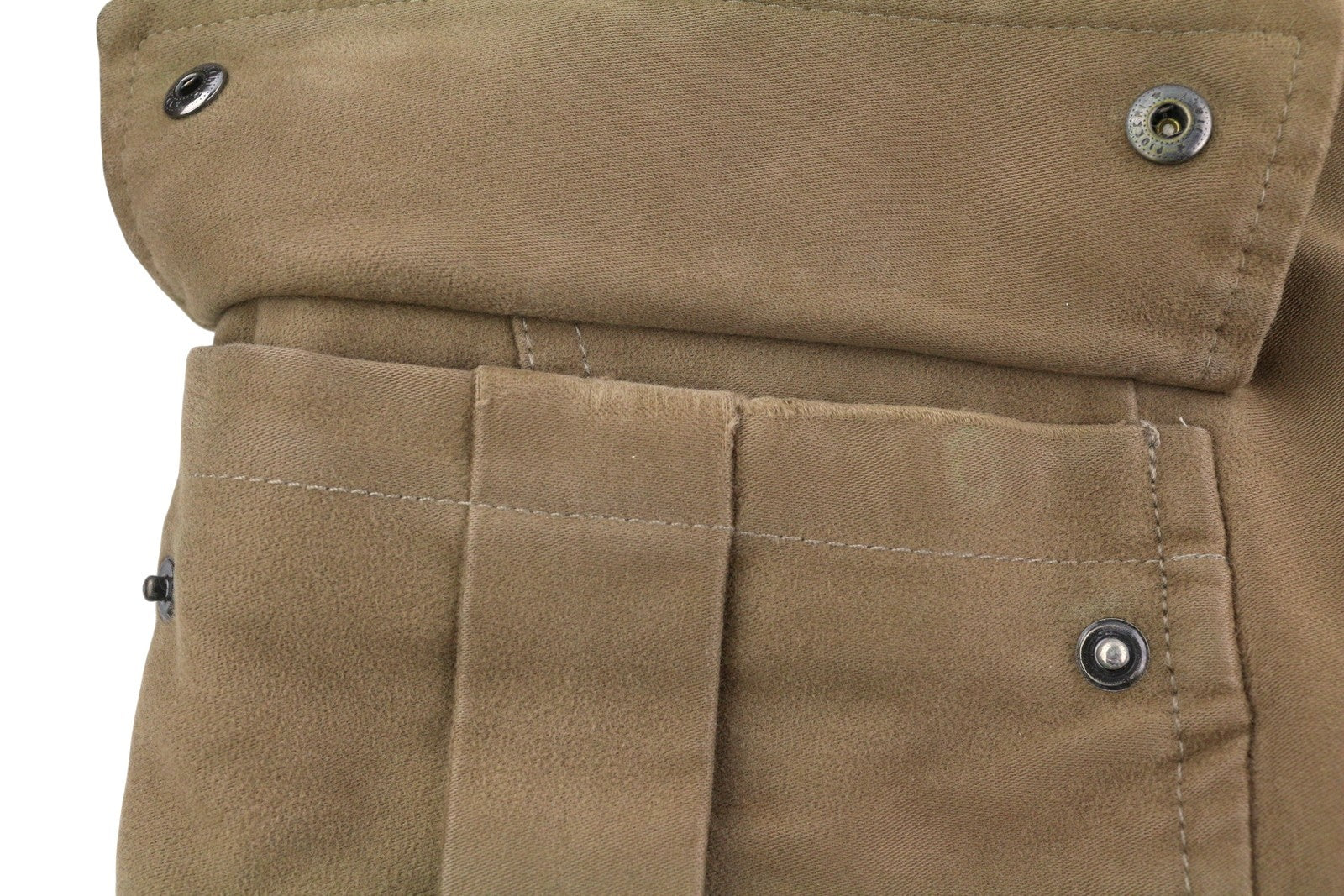 MONCLER vyriška striukė XL dydžio, ruda, su užtrauktuku ir sagomis, aukšta apykakle. 