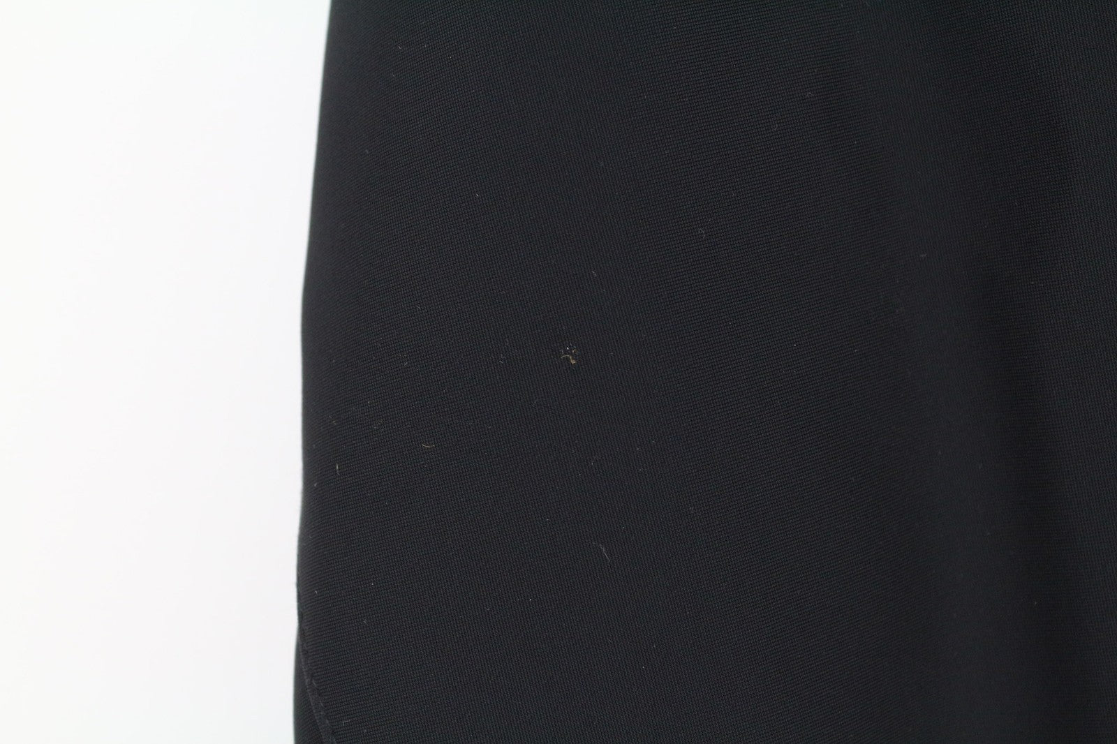 SANDRO vyriška striukė XS dydžio, juoda, su gobtuvu ir raišteliu, tampri viršutinio drabužio dalis 