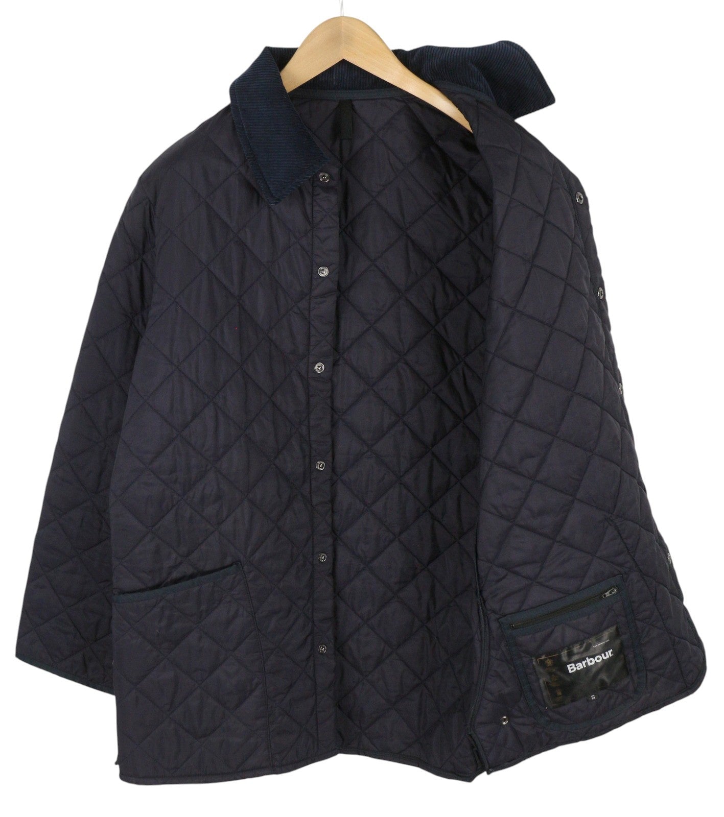 BARBOUR Liddesdale vyriška striukė S tamsiai mėlyna su sagomis, dygsniuota velveto kaklo apačia 