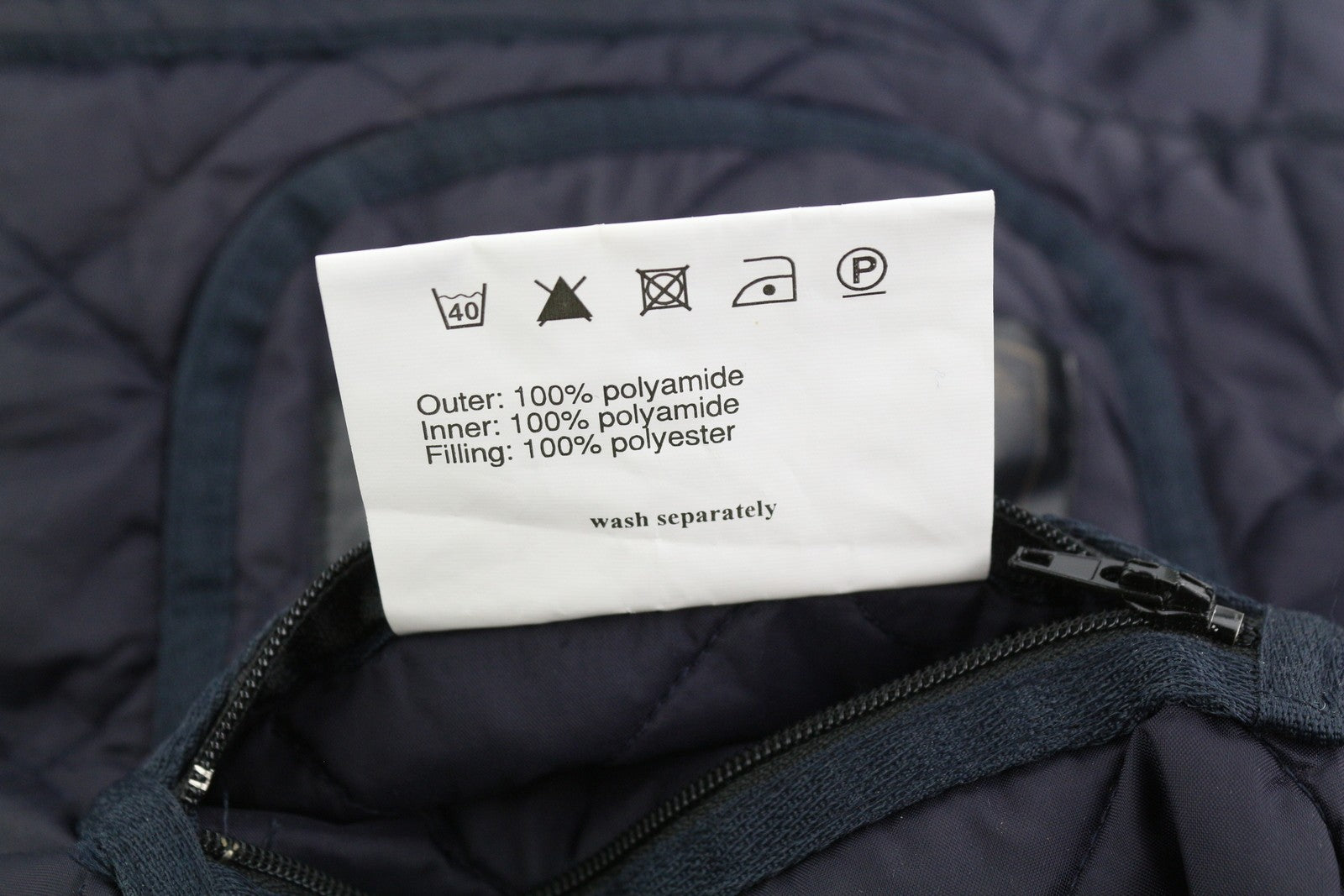 BARBOUR Liddesdale vyriška striukė S tamsiai mėlyna su sagomis, dygsniuota velveto kaklo apačia 