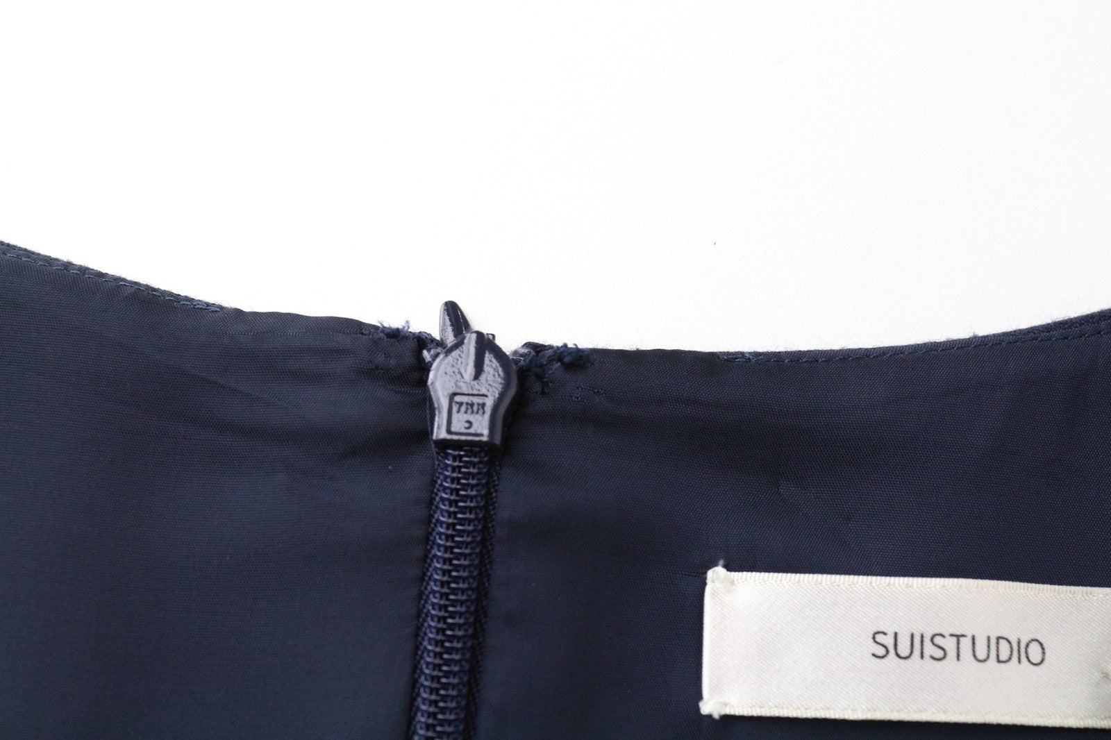 SUISTUDIO Camden moteriška suknelė UK14R tamsiai mėlyna vilnonė plona mini tunika oficiali klasika 
