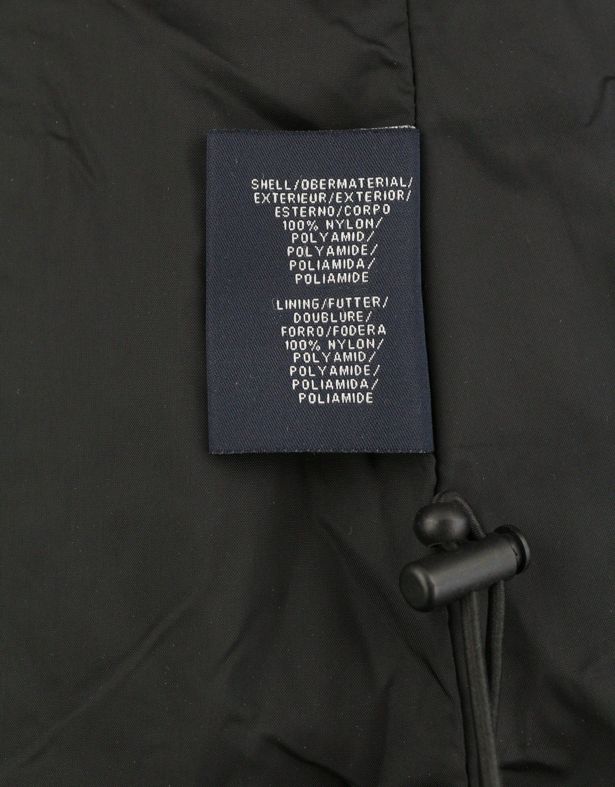 GANT vyriška striukė M, juoda, užtrauktuku iki galo, aukšta apykakle, su pamušalu, kišenėmis, lengvas nailono logotipas 