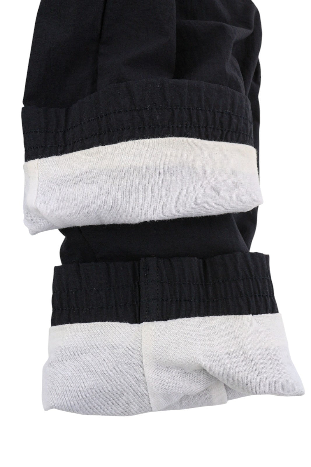 ADIDAS vyriška striukė UK44/46 Vintage Black Full Zip Logo Lightweight, su pamušalu priekyje 