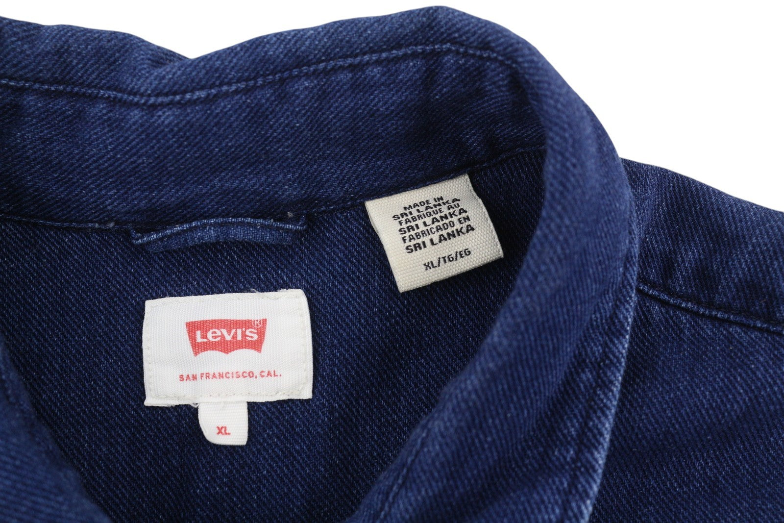 LEVI'S vyriški marškinėliai XL dydžio mėlyni džinsiniai vesterno stiliaus marškinėliai su sagomis, išskleidžiama kaklo dalimis, kišenės uždėtos. 