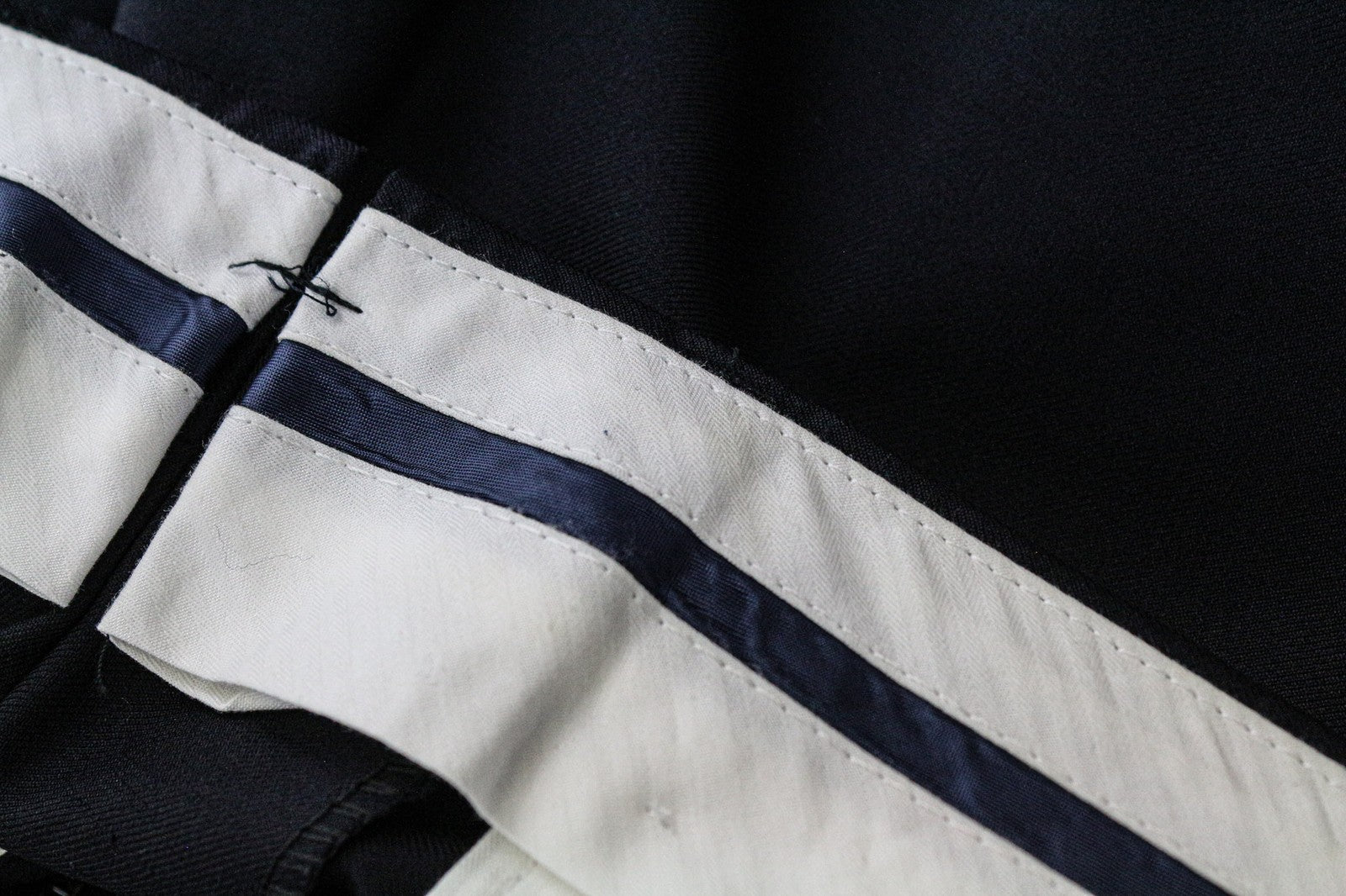 SUITSUPPLY Ferrara Men's Suit UK44S Navy Wool 2Pc Set with Vest & Trousers