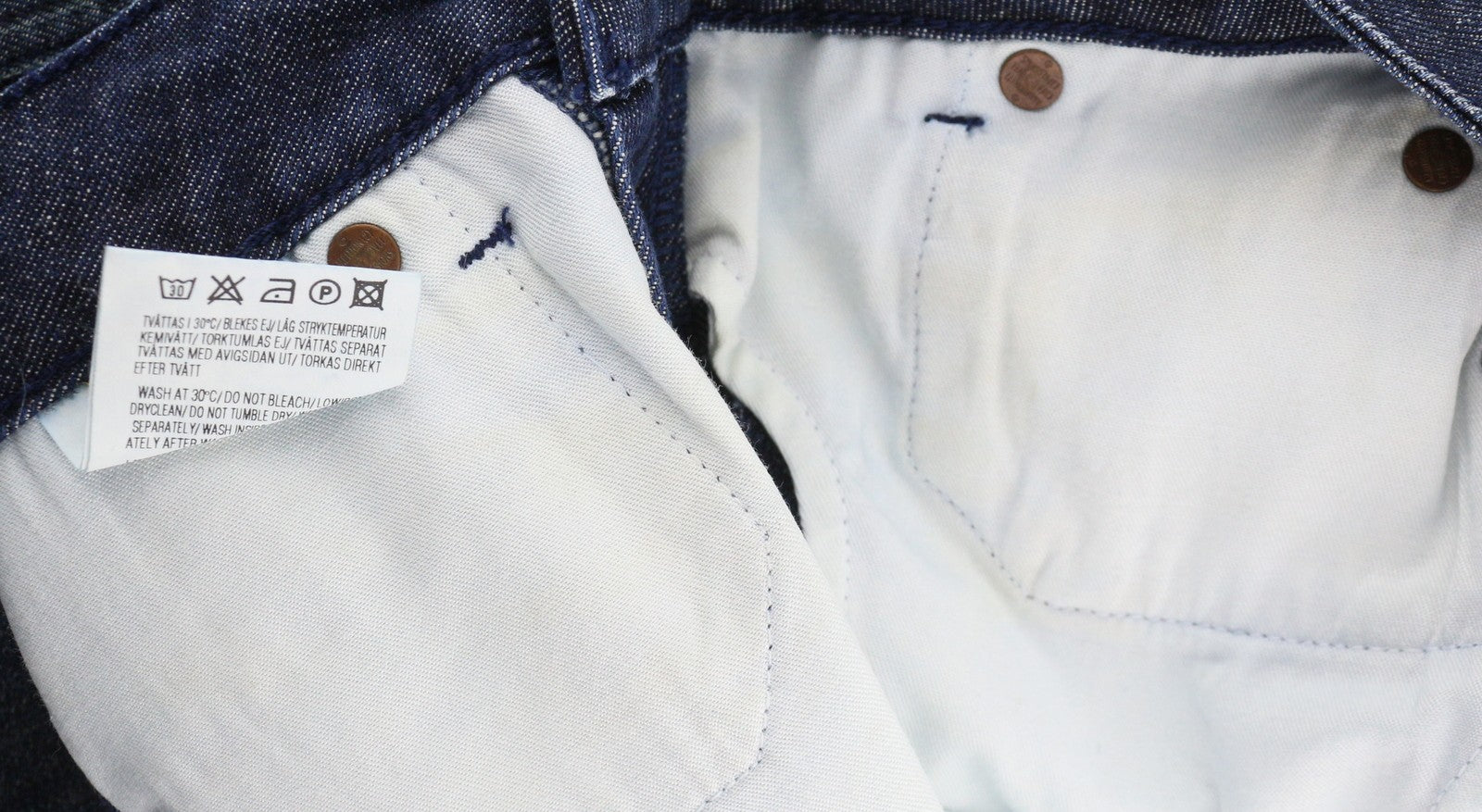 ACNE Hex/Over moteriški džinsai W26 tamsiai mėlyni išblukę ūsai tiesus kirpimas 