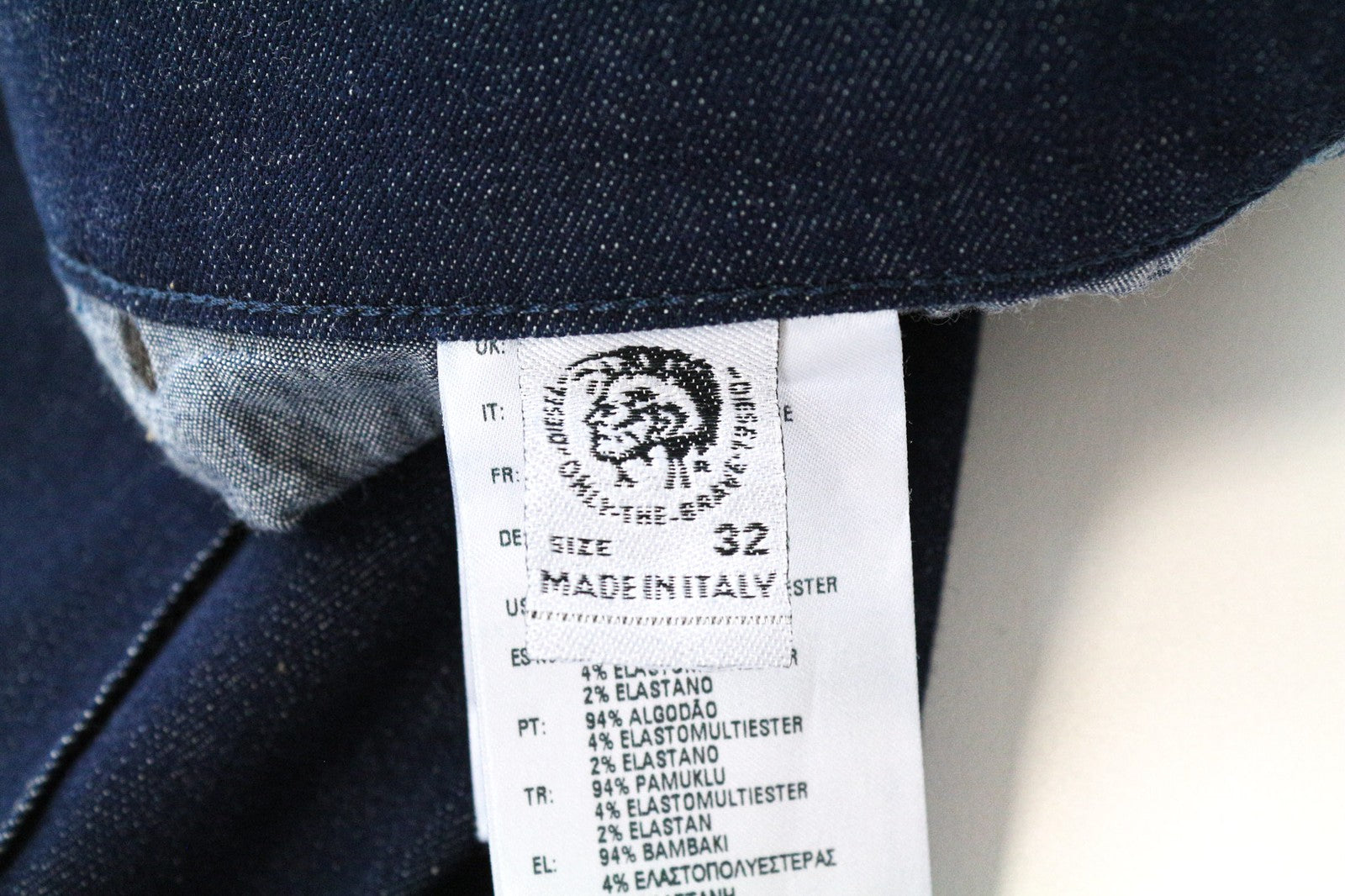 DIESEL Jifer-P 0688B vyriški džinsai W32/L32 Slim Taper, tamprūs, mėlyni, džinsinio audinio 