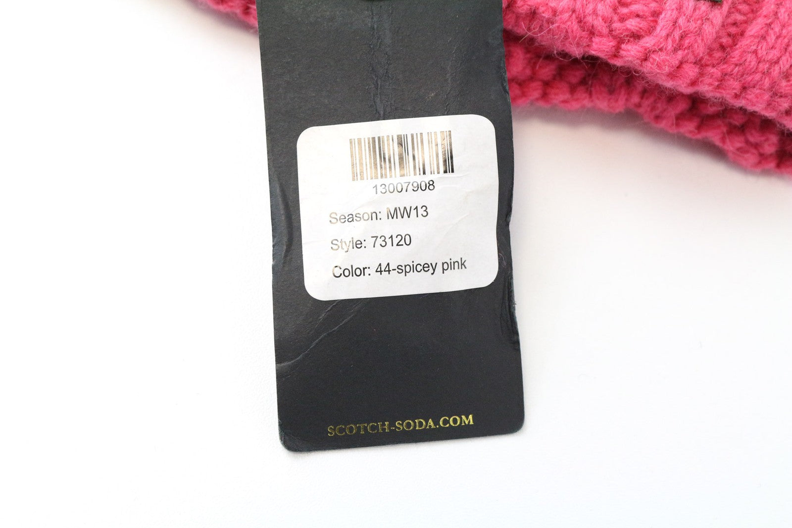 SCOTCH &amp; SODA „Ams Couture“ moteriška kepurė OS ryškiai rožinė „pom pom“ stiliaus megzta kepurė 