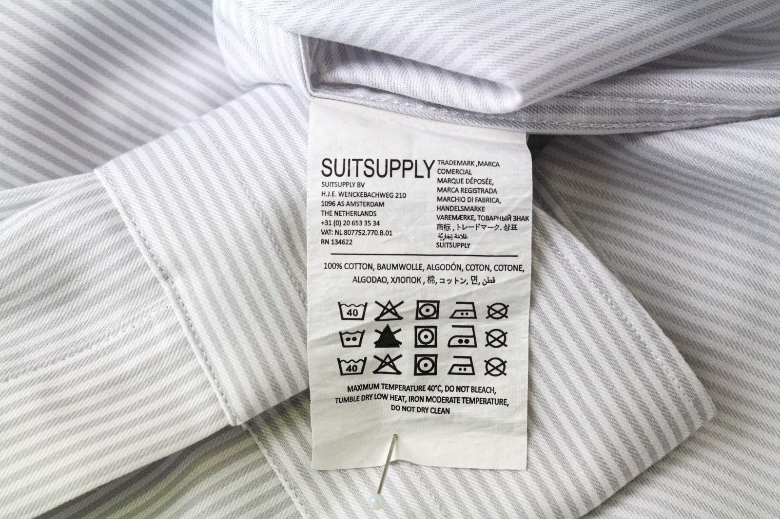 „SUITSUPPLY Traveller“ vyriški formalūs marškiniai, 39/15,5, ploni pilki, balti dryžuoti, iškirpti 