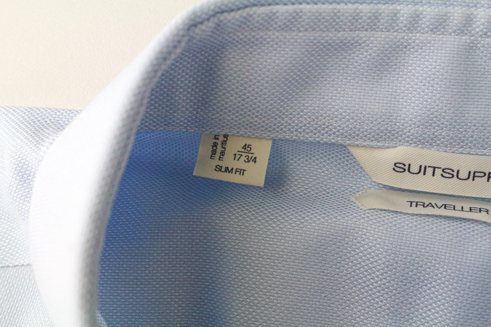 „SUITSUPPLY Traveller“ vyriški formalūs marškinėliai 45/17.75 ploni mėlyni medvilniniai ilgomis rankovėmis 