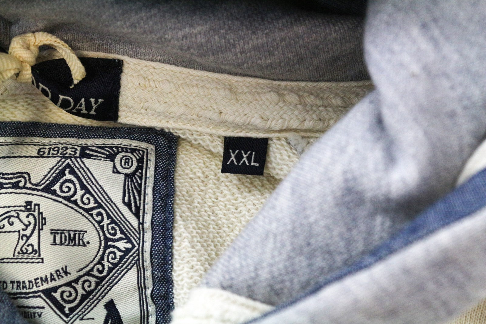 SCOTCH &amp; SODA vyriškas džemperis su gobtuvu, 2XL dydžio, ekru spalvos, su medvilnės mišinio melanžo spalvos džersio flisu. 