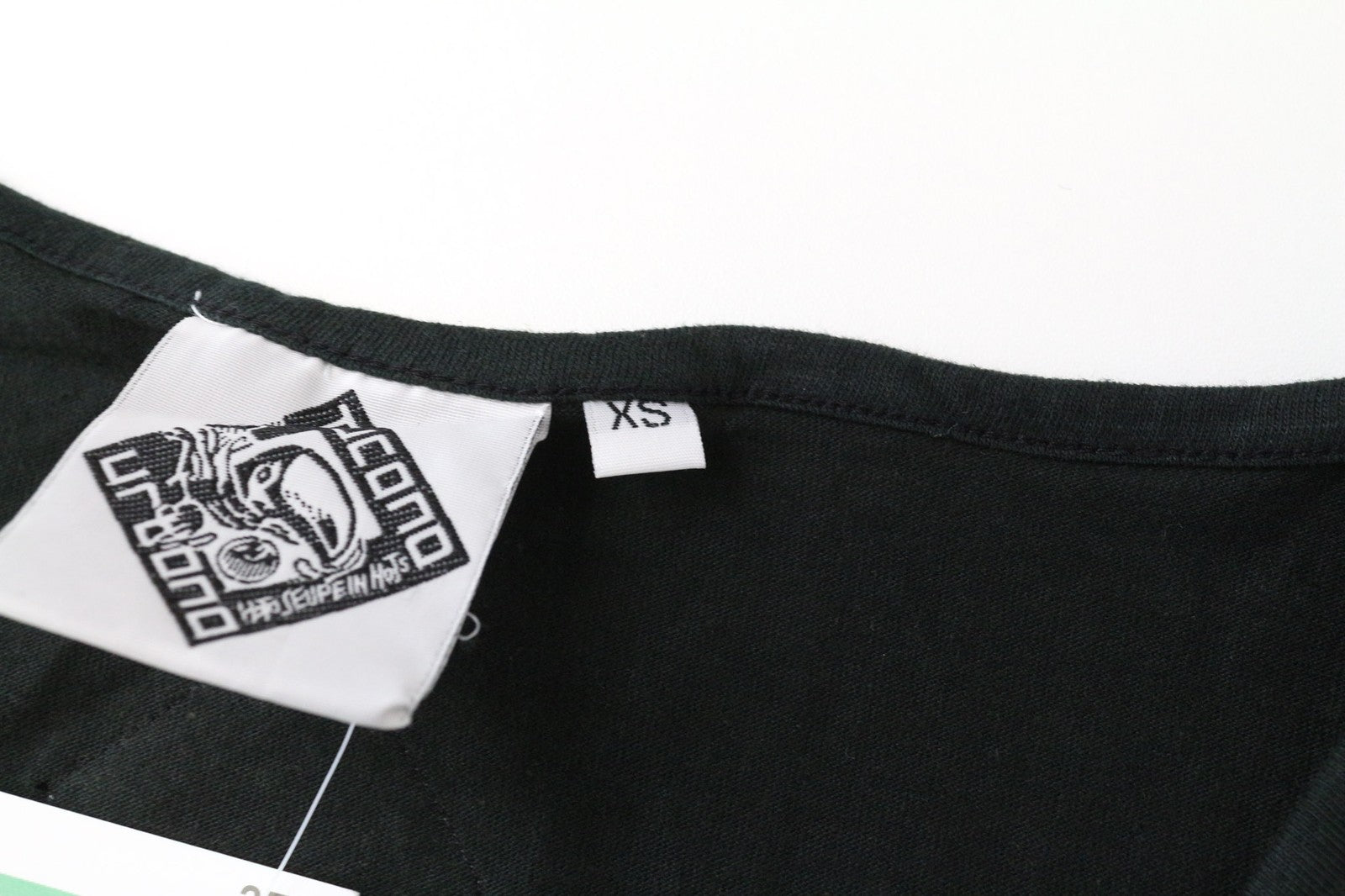 TUCANO URBANO T-TU moteriški marškinėliai XS, juodi, megztiniai su V formos iškirpte 