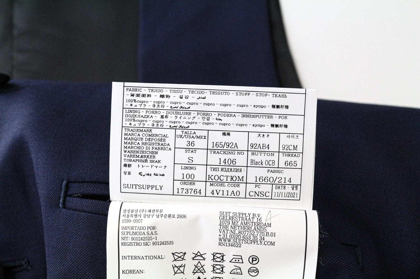 SUITSUPPLY U-Neck Men Suit UK36S Navy Slim 2-Piece Wool Tuxedo Classic