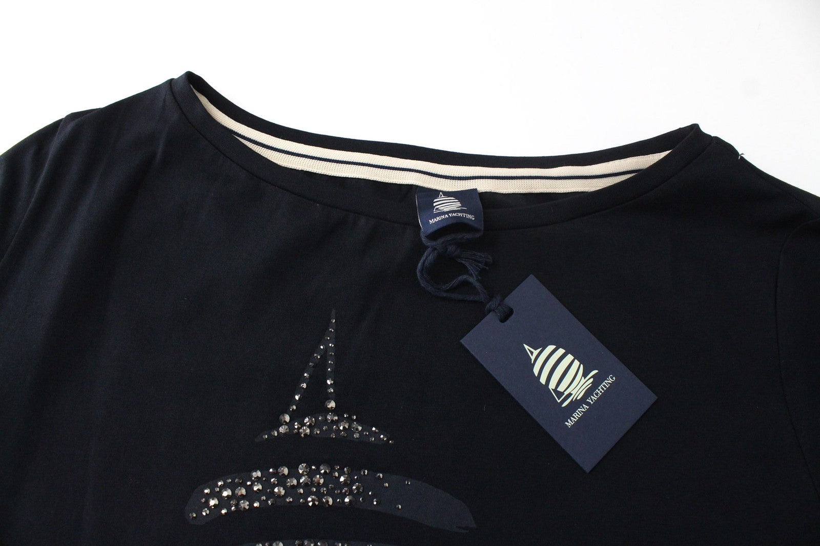 MARINA YACHTING moteriški marškinėliai L dydžio, juodi, apvalia kaklo iškirpte, megztinis su cirkoniais 