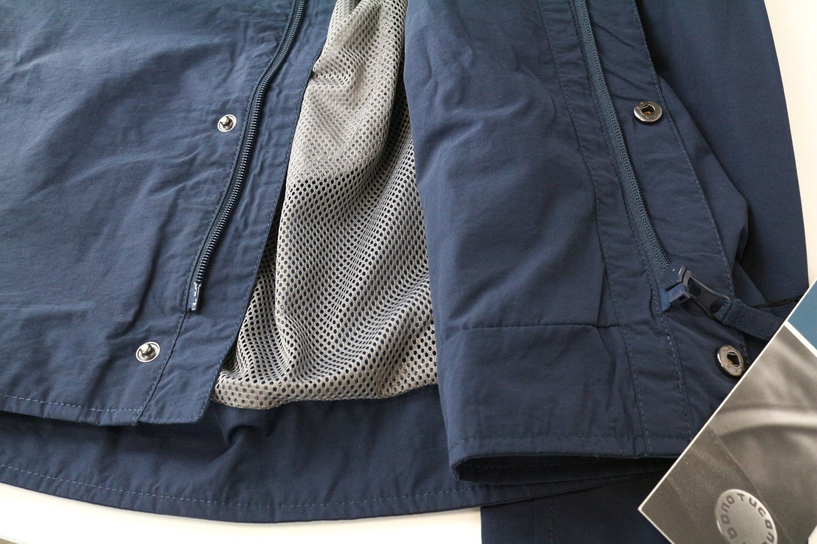 TUCANO URBANO Albertina moteriška striukė, tamsiai mėlyna, su medvilnės mišinio apykakle, EU40 