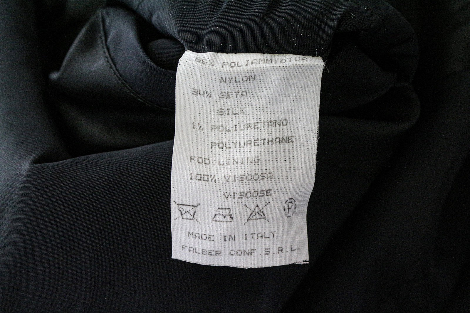 JOHN RICHMOND vyriška striukė UK20, tamsiai mėlyna, šilko mišinio, ilgomis rankovėmis, vienaeilė 