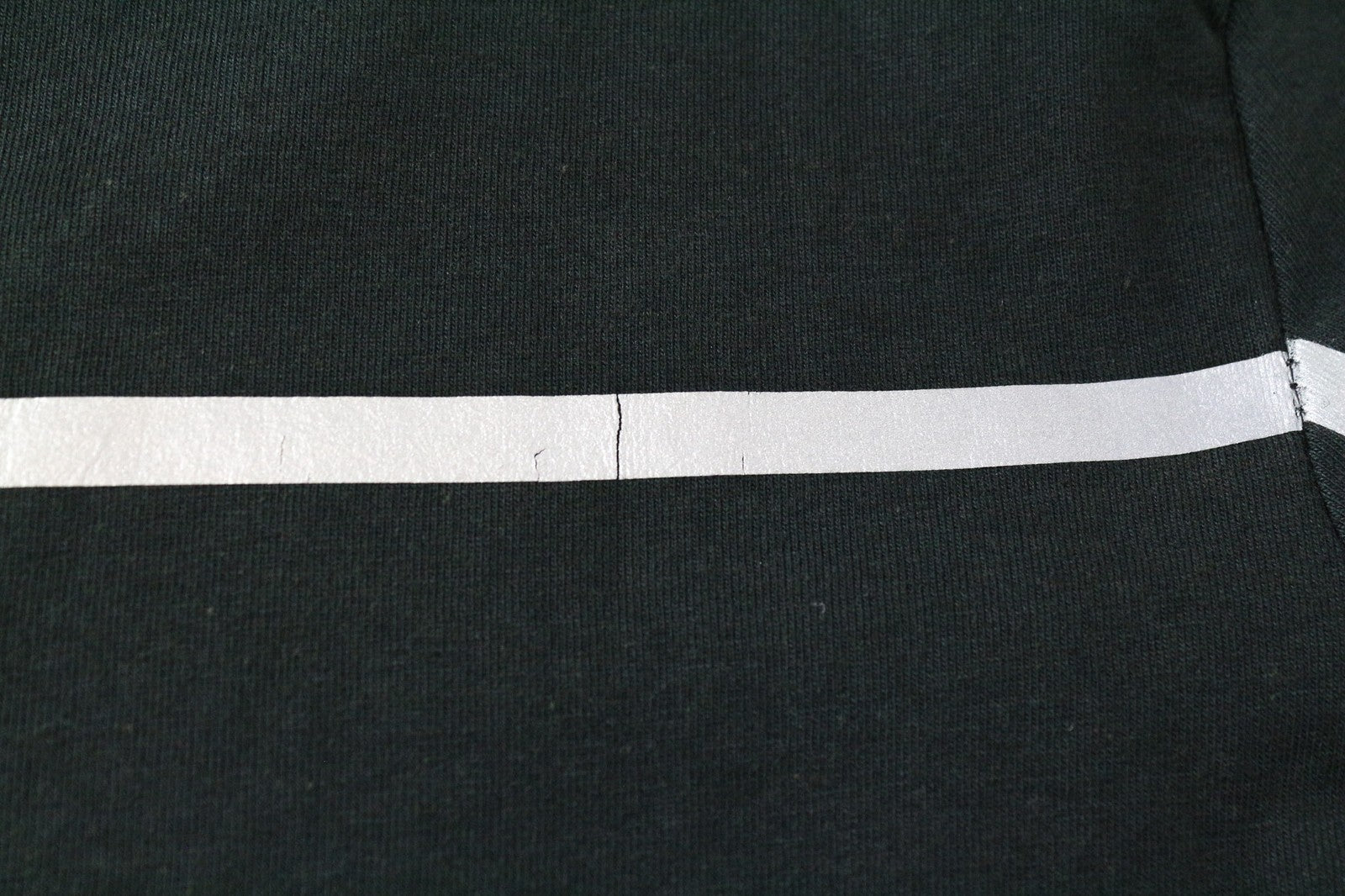 TUCANO URBANO T-TU moteriški marškinėliai su V formos iškirpte ir juodu medvilniniu ilgomis palaidinėmis. 