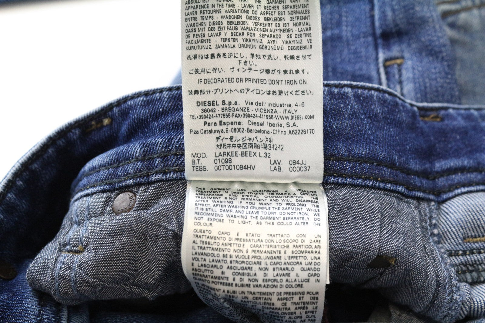 DIESEL Larkee-Beex 084JJ vyriški džinsai W28/L32 Regular Taper mėlyni, tamprūs medvilniniai džinsai 